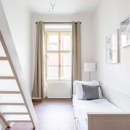 Budget Reznicka Apartment Prague Exterior photo