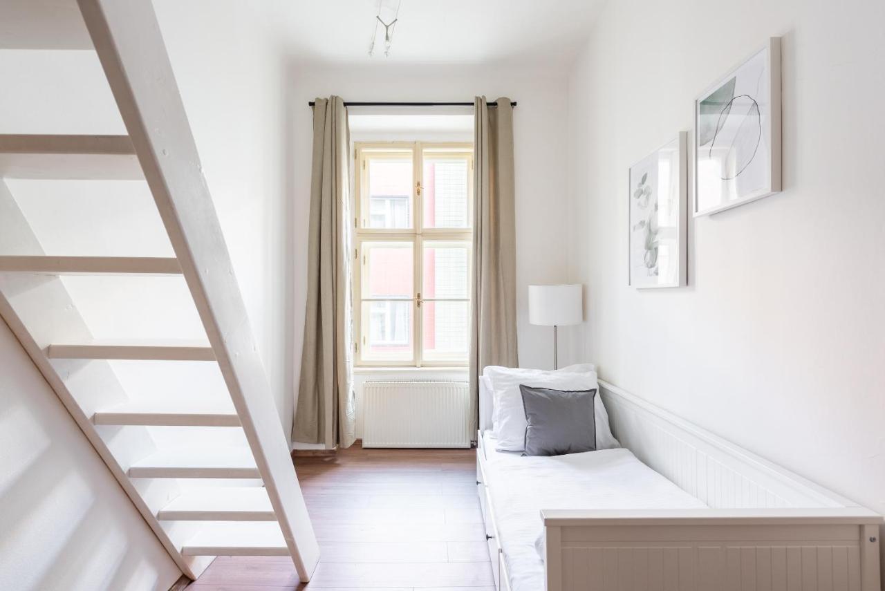 Budget Reznicka Apartment Prague Exterior photo