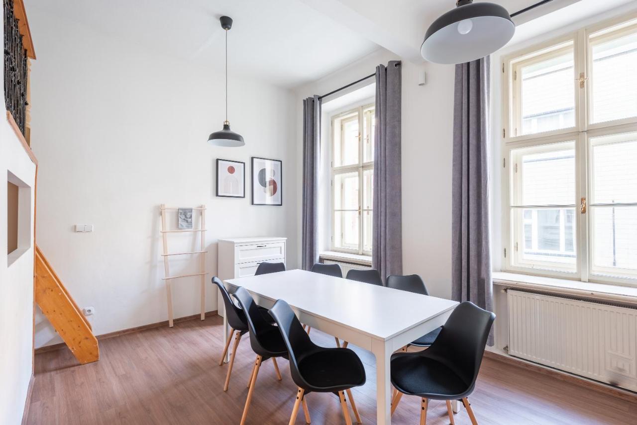 Budget Reznicka Apartment Prague Exterior photo