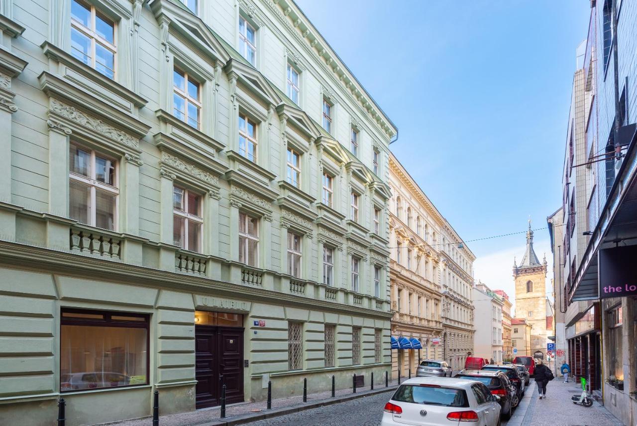 Budget Reznicka Apartment Prague Exterior photo
